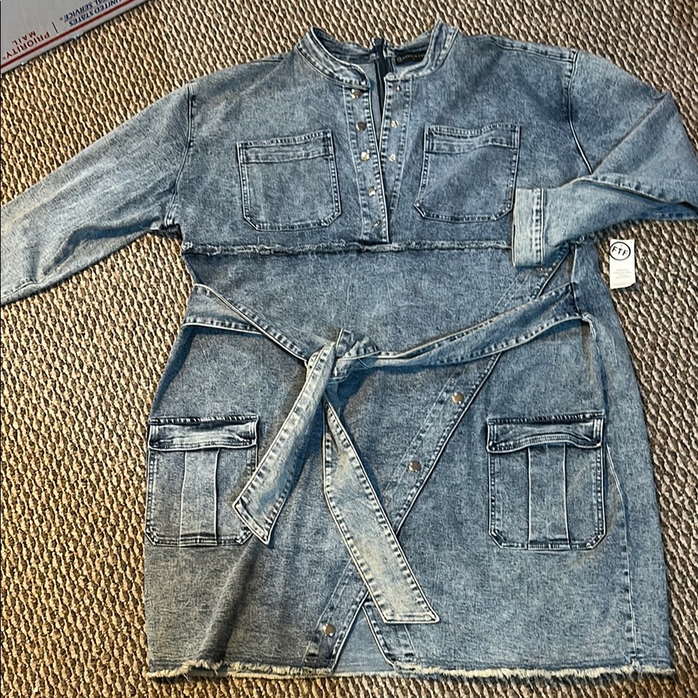 NWT FTF ladies size 4x Denim dress